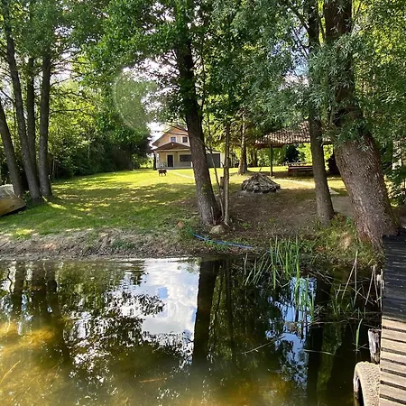 Nad Jeziorem Krzywe Holiday home Dluzec (Mragowo)