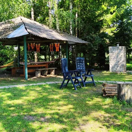 Nad Jeziorem Krzywe Dluzec (Mragowo)