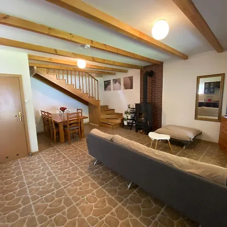 Nad Jeziorem Krzywe Holiday home Dluzec (Mragowo)